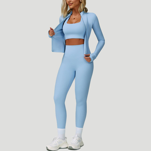 Ensemble de yoga 3 pièces de haute qualité pour femmes, couleur unie, écologique, léger, respirant, haut de sport personnalisé, vêtements d'entraînement - Product Image 4
