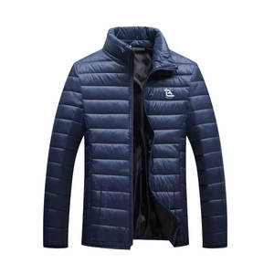 Blouson matelassé pour homme avec coque coupe-vent, idéal pour le streetwear d'hiver et les sorties en plein air, blouson matelassé chaud pour homme - Product Image 1