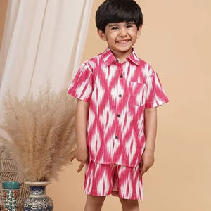 Conjunto de ropa para niños de dos piezas de verano al por mayor, Camiseta de algodón y pantalones cortos, conjuntos de 2 piezas, conjuntos de ropa para niños - Product Image 1