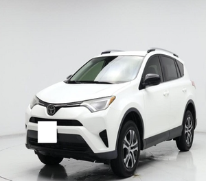 Toyota RAV4 LE 2018 Usado (LHD/RHD) - Product Image 1