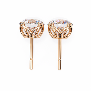 Boucles d'oreilles uniques en or 18 carats avec diamant de laboratoire pour fiançailles - Product Image 6