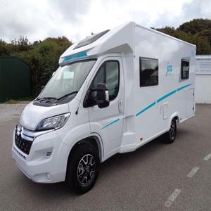 Clean MINI off-road RV 4x4คาราวานคุณสมบัติเคลื่อนย้ายได้สำหรับใช้ในครัวเพื่อสันทนาการการเดินทางพร้อมรถบรรทุกหรือรถพ่วงตั้งแคมป์ - Product Image 4