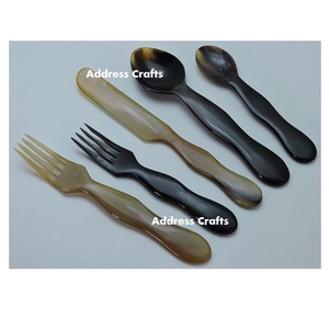 Vente directe en usine de haute qualité corne de buffle dernière conception ensemble de couverts de 5 pièces pour ustensiles de cuisine utilisation de la vaisselle d'hôtel - Product Image 5