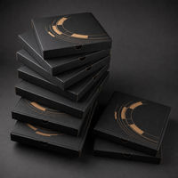 Boîte à pizza isolée en aluminium noir pour la livraison de pizzas chaudes, rétention de la chaleur, logo personnalisé, emballage alimentaire haut de gamme