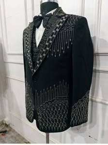 สูทสีดำปักลายสำหรับผู้ชายชุดทักซิโด้สำหรับงานแต่งงานกระดุมแถวเดียวทรงเข้ารูป3ชิ้นขนาดใหญ่พิเศษ - Product Image 3