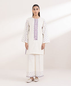 Kurtis Kameez imprimé numérique pour femmes élégantes avec un design personnalisé traditionnel respirant Kurti Kameez vente en gros - Product Image 6