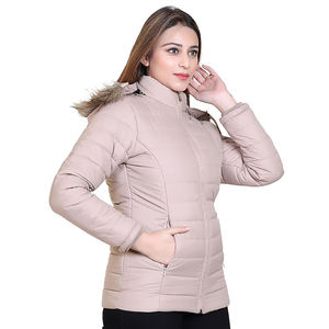 Vestes pour femmes col haut manches longues coupe régulière fermeture à boutons fabriquées avec confort pour un usage quotidien - Product Image 2