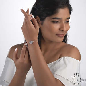Silverings Pulseras y Brazaletes de Plata de Ley 925 con Cristales en Forma de Corazón - Product Image 3