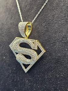 จี้เพชรโมอิสซาไนต์ VVS แบบโบราณ ประดับเพชรเต็มวง สไตล์ฮิปฮอป พร้อมสร้อยเงินแท้ 925 ดีไซน์ซูเปอร์แมน แฟชั่นหรูหรา ราคาประหยัด - Product Image 5