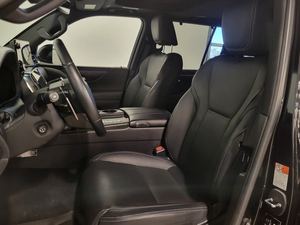 รถยนต์มือสอง ปี 2024 LX 600 Luxury AWD เกียร์อัตโนมัติ เบาะหนังสีเข้ม ล้อแม็ก R19 พวงมาลัยซ้าย 7 ที่นั่ง หลังคาซันรูฟ - Product Image 6