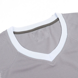 Maillot de football unisexe personnalisé, dernier style, 100 % maille/polyester, anti-bactérien, col en V, manches courtes, été - Product Image 3