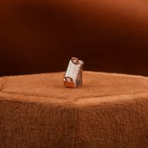 Chaîne de pendentif personnalisée en forme de diamant en or massif 18KT cultivé en laboratoire pour toutes les occasions, y compris les fiançailles pour les femmes - Product Image 4