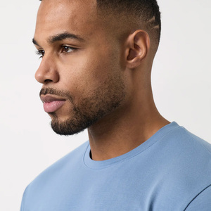 T-shirt de sport pour homme, coupe slim, col rond, manches courtes, respirant, en coton mélangé, personnalisable en gros - Product Image 3