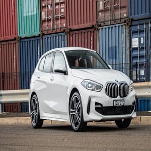 Usato <span class=keywords><strong>BMW</strong></span> <span class=keywords><strong>1</strong></span> <span class=keywords><strong>serie</strong></span> 2.0 <span class=keywords><strong>120d</strong></span> M Sport 67-Reg in vendita/usato <span class=keywords><strong>BMW</strong></span> <span class=keywords><strong>1</strong></span> <span class=keywords><strong>serie</strong></span> M auto sportive in vendita - Product Image 5