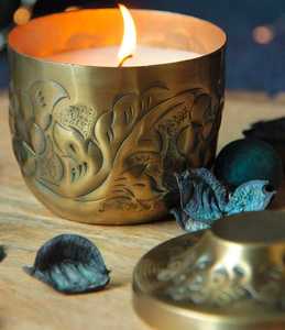 Velas de Soja Personalizadas de Bajo Volumen con Aroma, Tapa de Metal Reutilizable, Hechas a Mano, Marca Privada para Uso Doméstico y Festivo - Product Image 2