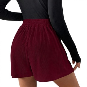 Jupe-short en velours côtelé taille mi-haute pour femme, couleur unie, boutonnée sur le devant, style décontracté, coupe régulière, tissu tricoté 100% coton, motif floral, fourrure - Product Image 2