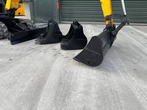 Pelleteuse sur chenilles bon marché de la meilleure qualité JCB Ton Mini avec godet 0.1M3 disponible et prêt pour la livraison - Product Image 2