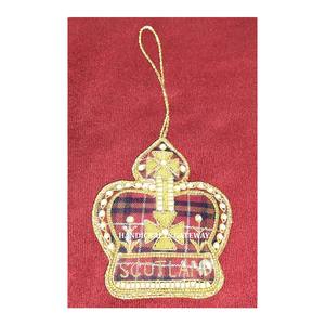 Meilleures ventes Nouveau design unique fait à la main Broderie Zari Multicolore Forme de couronne Ornement de Noël à suspendre pour décorations - Product Image 1