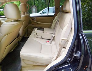 Lexus LX 570 2011 SUPER LIMPIO, Motor V8 de 5.7 Litros, 4x4, Asientos de Cuero - Product Image 4