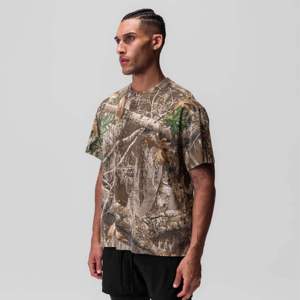 T-shirt surdimensionné pour hommes coupe ample Streetwear en coton et polyester à séchage rapide imprimé par sublimation T-shirt tendance décontracté à manches courtes - Product Image 4