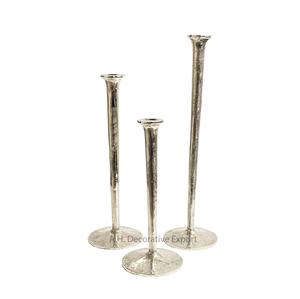 Bougeoirs de pilier conique design décoratif pour la maison bougeoir en métal doré et argenté pour la décoration de mariage article décoratif de cadeau - Product Image 1