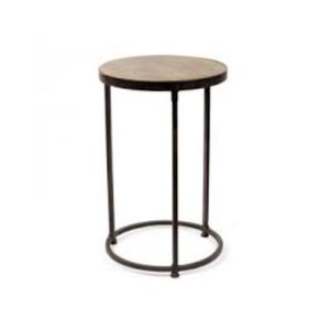 Table d'appoint en métal durable et élégante avec des détails artisanaux parfaits pour les propriétaires qui cherchent à créer un look charmant - Product Image 1