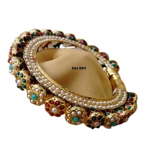 Bijoux de mode Bijoux Bracelet Bijoux Mixte Assortiment Poignet Dame Bracelet Pas Cher Aléatoire Bracelet En Laiton Bijoux Avec Véritable Plaqué Or - Product Image 1