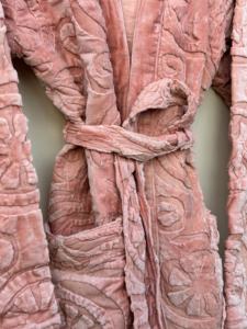 Kimono long en velours de coton pour femmes, veste d'hiver faite à la main avec manches longues, coupe design de travail, taille libre et caractéristiques de taille plus - Product Image 6