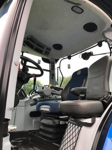 Tractor nuevo y holandés T7.230 usado al por mayor a la venta - Product Image 5