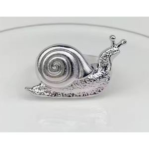 Diseño clásico, Mesa para el hogar, soportes decorativos para pañuelos, servilletero de Metal plateado de la más alta calidad, Juego de 4 servilleteros de Metal de caracol - Product Image 1