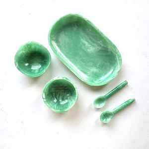 Tazón y Bandeja de Resina Moderna, Elegante y Chic, Hechos a Mano con Acabado Epóxico Premium para Dulces, Frutos Secos - Product Image 1