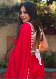 ชุดผ้าซิ่นผ้าทอจากผ้าทอชนิดหนึ่งแต่งมือและมือสวยเก๋ - Product Image 3