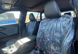 Venta al por Mayor RAV 4 Híbrido 2026 SUV 4.5L de Aspiración Natural Automático Euro IV 5 Puertas 5 Asientos Volante a la Izquierda R18 Techo Panorámico de Cuero - Product Image 2