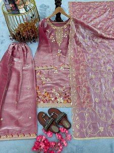 Ensemble Kurta et Palazzo en Soie pour Femme avec Dupatta Brodée, Tenue de Soirée Ethnique de Créateur - Product Image 3