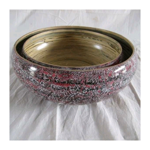 Ensaladera de bambú hecha a mano elegante acabado de madera pulida duradera para comedor aperitivos de cocina o regalo de inauguración de la casa - Product Image 1