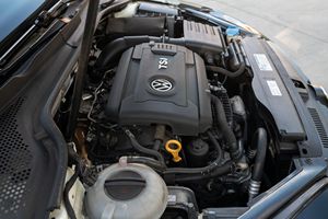 Volkswagen GTI Sport 2017 Usado, Sin Reserva, 1 Dueño, Transmisión Manual de 6 Velocidades, Interior Clark Plaid, Propiedad del Sur - Product Image 6