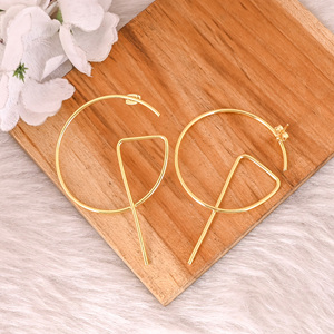 Lot de 25 paires de boucles d'oreilles en laiton plaqué or au design occidental unique. Bijoux de fiançailles de mariage à la mode pour les fêtes. - Product Image 4