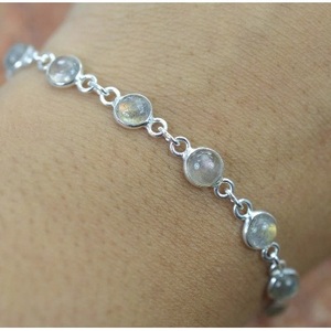 Bracelet en argent sterling 925 minimaliste avec pierre de labradorite et chaîne à maillons en cristal - Product Image 1