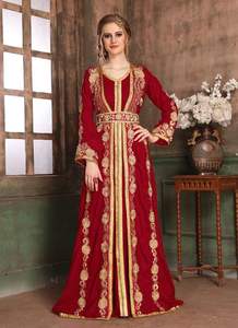 Dernière robe caftan marron en soie 2023 pour les fêtes du Moyen-Orient ornée de perles de verre en cristal doré et de travaux Dabka - Product Image 2