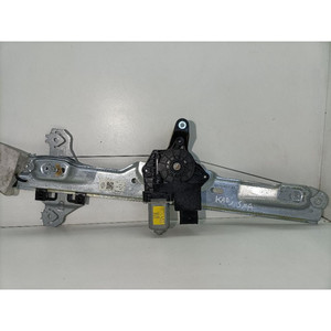 Mecanismo de elevación del parabrisas delantero. SX RENAULT Kadjar Serie 807218884R K9K646 (15>) - Product Image 1