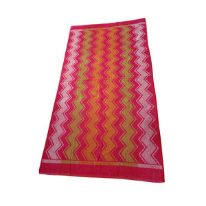 Fournisseur authentique vendant des serviettes de plage assorties en polycoton personnalisable à séchage rapide de formes rectangulaires Jacquard - Product Image 1