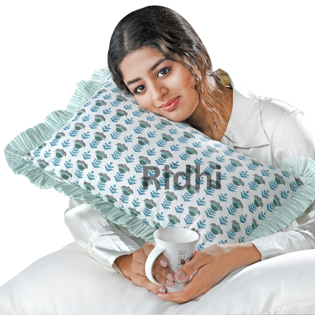 สีฟ้าอมเขียว