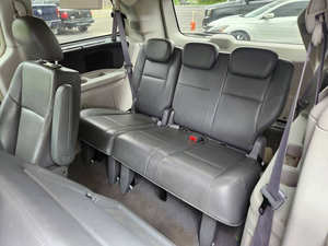 Auto Usado de Calidad a Precio Accesible, Volkswagen Routan 2010, Volante a la Izquierda - Product Image 4