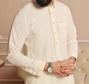 Vêtements islamiques à manches longues pour hommes, thobe jubba, nouvelle arrivée, confortable, jubba pour hommes pour un usage décontracté, vente chaude - Product Image 1