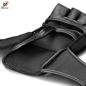 Gants de grappling MMA de haute qualité fabriqués au Pakistan Gants de boxe MMA Muay Thai Gants de grappling d'entraînement - Product Image 5