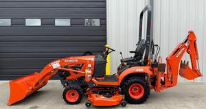 Livraison gratuite Kubota BX23S tracteur agricole avec chargeur à fixation rapide et godet 342hrs 4WD 23HP moteur Diesel 540 PTO 3 points d'attelage - Product Image 2