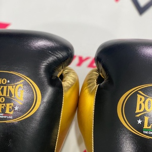 Guantes de Boxeo Negros y Dorados con Cordones, Sin Boxeo No Hay Vida, de Cuero Vacuno Genuino, para Sparring, Más Vendidos y en Tendencia - Product Image 3