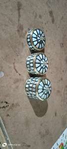 Petite boîte à bijoux en laiton avec incrustation de nacre et couvercle pour le safran - Product Image 3