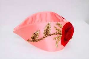 ผ้าคาดผมสีแดงปักเลื่อมและใบไม้สีทองงานแฮนด์เมดแฟชั่นหรูหรางานปาร์ตี้ออกแบบได้ตามต้องการ - Product Image 3