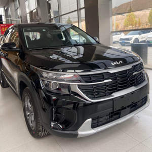 Venta a Bajo Precio, SUV Compacto Usado 2024, Gasolina, 6.1-8L, Automático, Asientos de Cuero, Techo Panorámico, para Adultos - Product Image 2